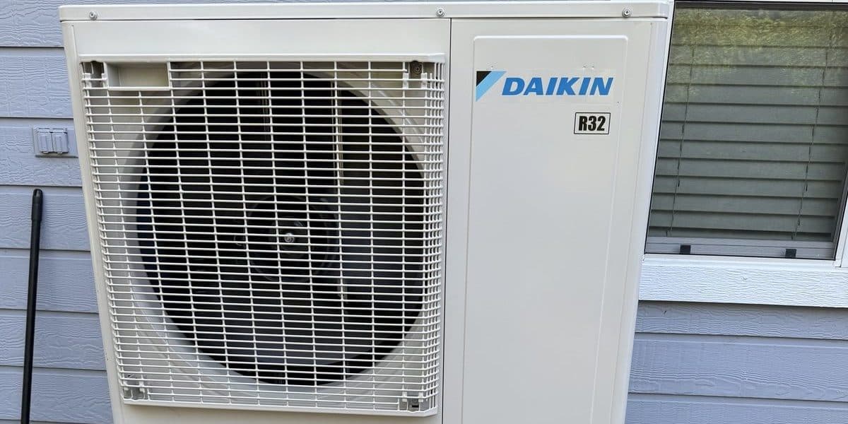 AC Repair vs. Replacement in Houston: How to Decide
